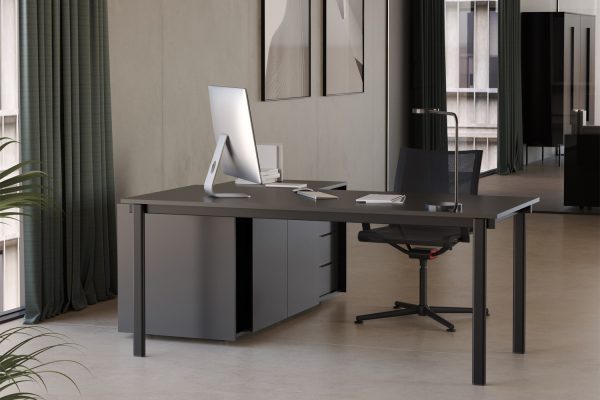 Tono Executive Desk